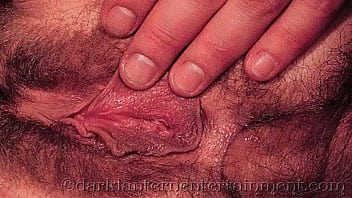 Kartu Pos Sensual Dari Kakak Tiriku Yang Menggoda