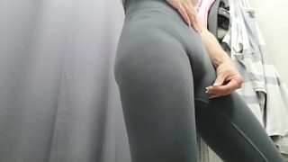 Kamar Ganti Tersembunyi, Gadis Rusia Dengan Payudara Montok Dan Puting Yang Menggoda