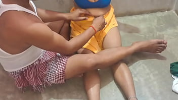 Ngentot Memek Sempit, Main Pantat Panas Dengan Bisikan Mesra Hindi