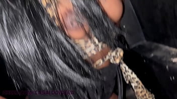 Membiarkan Pacarku Beraksi Dengan Pria Lain Di Glory Hole Pesta Swing, Lalu Aku Yang Melanjutkan Dan Memuaskannya Sampai Dia Lepas Kontrol
