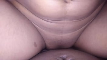 Gadis India Yang Menggoda