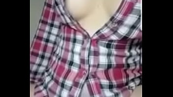 Tonton Payudara Indah Di Bigo Live