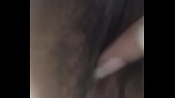 Momen Basah Memek Mengucur Di Live Cam Yang Terekam