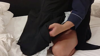 Maid Manis Berpenampilan Bersih Menggoda, Merintih Nikmat Saat Dientot Hingga Dalam Dan Diberi Creampie