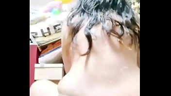 Gadis Filipina Mengerang Keras Saat Berkuda