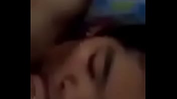 Pasangan Asia Bercinta Dengan Penuh Gairah