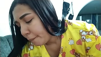 Kakak Tiriku Minta Dikocok