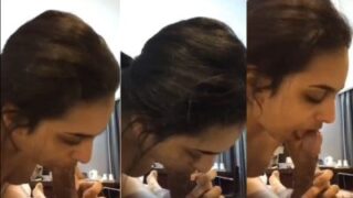 Gadis India Beri Servis Mulut Ke Bosnya Dalam Video Telanjang