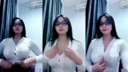 Julia Lea Dalam Balutan Kemeja Ketat Yang Menggoda