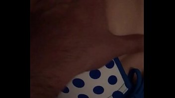 Gadis India Merintih Nikmat Dengan Vibrator Tangan, Suara Desahannya Terdengar Jelas Dalam Bahasa Hindi