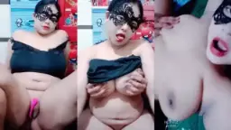 Bunda Velo Tobrot Bikin Heboh Dengan Aksi Prank Mesra Bareng Ojol Bling-bling