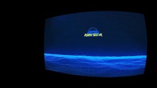 Gaun Neon Yang Membara, Amatir Asia Menggoyang Dengan Liar