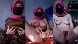 Cewek Berjilbab Bikin Video Mesum