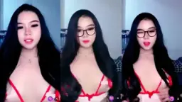 Helena Manis Beraksi Jadi Perawat Genit Yang Menggoda