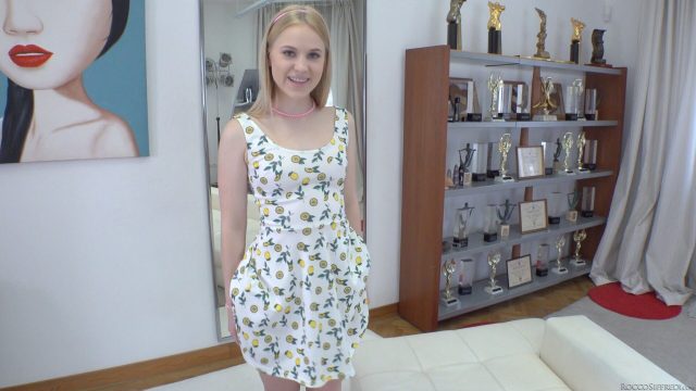 Nikka Hill Bergairah Di Sesi Casting Bareng Rocco Siffredi