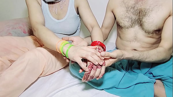 Bhabhi Punjabi Muslim Ngentot Anal, Suara Hindi Panas Digoyang Kencang Doggystyle Dari Belakang