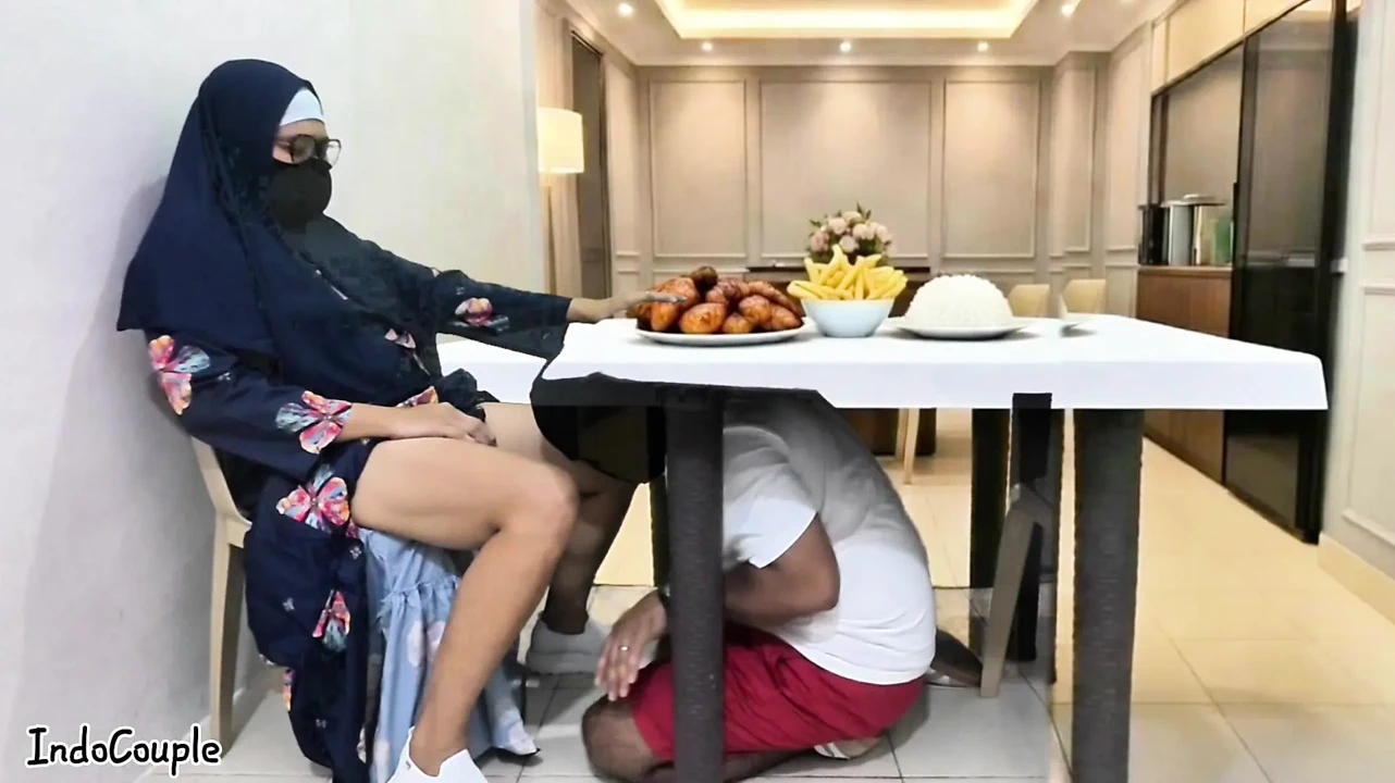 Bokep indo ngentot adek yang lagi tidur di kamar