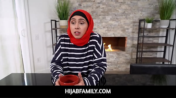 Hijabfamily – Di Balik Jilbab, Diajarkan Segala Hal Tentang Seks
