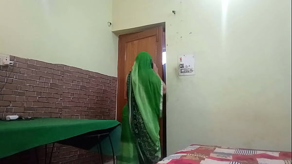 Goyangan Panas Kurir India Bikin Nafsu Meledak
