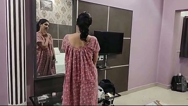 Mahasiswa India Ketahuan Ngentot Dengan Kakak Tiri Dewasa Sambil Masturbasi