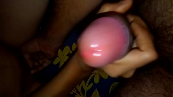 Gadis India Desi Menggoda Dengan Sentuhan Tangan Dan Jari-jari Yang Menggairahkan