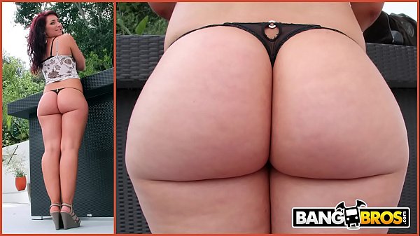 Chris Strokes Menghajar Pantat Besar Savannah Fox Dengan Anal Ganas