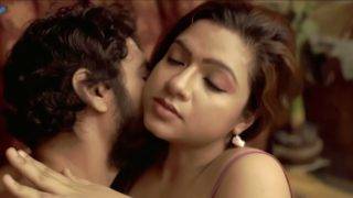 Goyang Hot Babaji – Film India Panas Dengan Adegan Telanjang