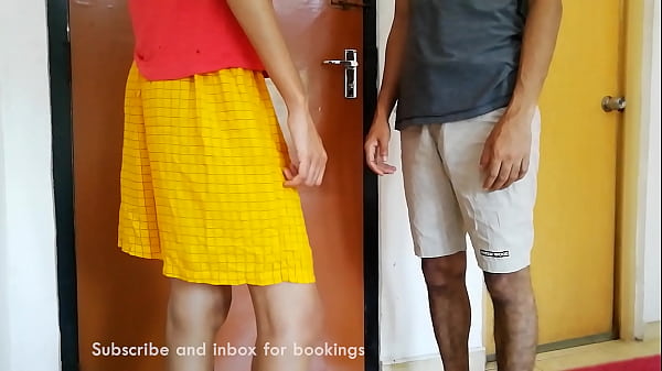 Cewek Kuliahan India, Pake Rok Mini, Bikin Makin Pengen