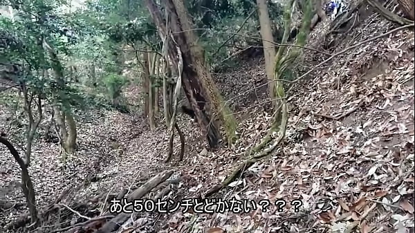 Cewek Jepang Pake Motor Trail, Siap Digeber Liar Sampai Basah Kuyup.