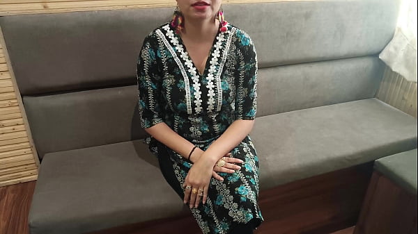 Jija Ji Digoda Tubuh Seksi Saali, Ngentot Memek Dan Bolongnya Pake Suara Hindi.