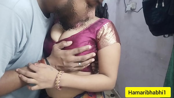Bokep India Tante Seksi Sanggul Saree Digoyang Ganas.