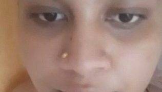 Gemuk Banget Jari-jarinya Mainin Memek