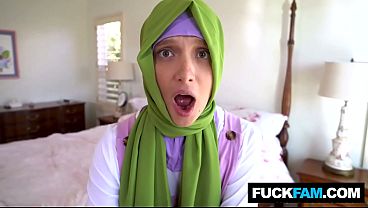 Horny Hijabi Pertama Kali Ngecap Kontol Izzy Lush, Donnie Rock