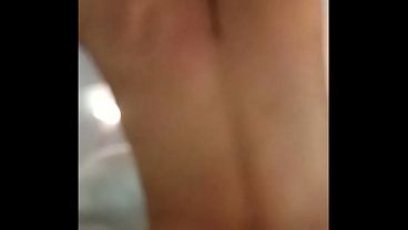 Cewek Pinay Ngecesin Kontol Dalem-dalem Sampe Penuh