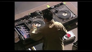 Dengerin Suara Nafasmu Pas Gue Nyanyi Di Rock Am Ring 2001, Bikin Lo Makin Basah.
