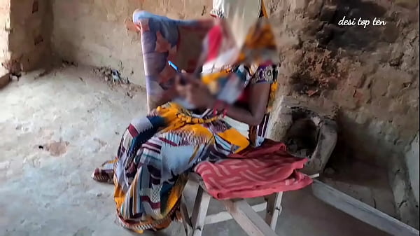 Desi Sexy Bhoji Yang Sarinya Robek Di Kasur, Video Sex India Paling Hot, Suara Kotor Desi Asli.