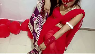 Pengantin Baru India Pake Sari Merah, Ngerayain Valentine Sama Suami Desi – Full Bokep Hindi Paling Mantap