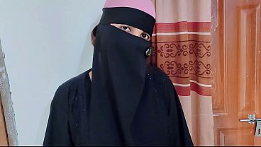 Hijabi Pelacur Jasmine Digocoh Sama Orang Asing Keras-keras