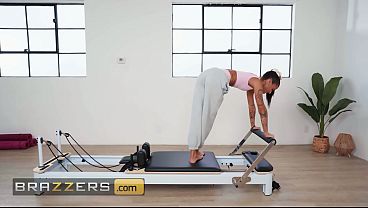 Brazzers – Ryan Reid Si Cewek Seksi, Memek Sempitnya Digenjot Habis-habisan Sama Victor Ray Di Sesi Fitness Yang Bikin Makin Nafsu