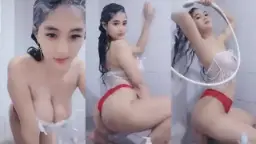 Mandi Basah, Toket Montok Violine Mango Live, Ucing Coklat Sange.