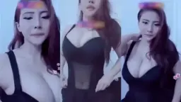 Toge Tiktoker Bella_velov Live Ig, Goyangannya Bikin Ngilu, Bibirnya Basah, Tatapannya Bikin Meleleh.