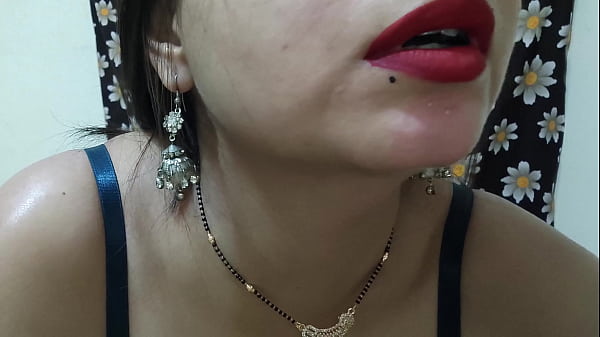 Jija Sama Sali Ko Chod Raha Hai, Moka Pakar Ke Jor Se Doke Diya, Hindi Audio Mein Suno.
