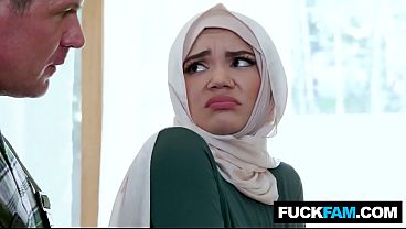 Astaga, Hijabi Manis Pertama Kali Ngentot Bareng Tukang Ledeng Naudi Nala, Jason Sarcinelli