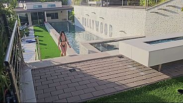 Tante Tokyo Lynn Dengan Pantat Gede Ngewe Di Kolam Hollywood Hills, Bikin Nagih!