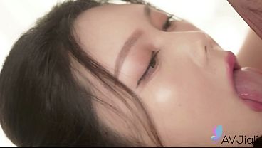 Ban Ban, Cewek China Seksi, Digebukin Habis-habisan Sampe Mampus.