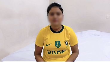 Kakak Tiri Ngentot Adik Tiri Sambil Pasang Taruhan Bola, Makin Seru Makin Panas.