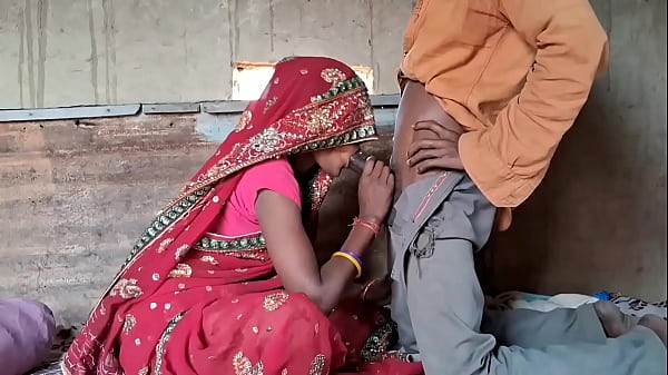 Desi Bhabhi Pakai Saree Merah, Video Ngentot Panas, Episode Terbaru Webseries Hindi Desi Yang Bikin Makin Greget.