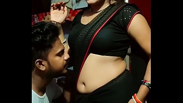 Desi Bhabhi Saree Pusat Nafsu, Bikin Pengen Ngocok