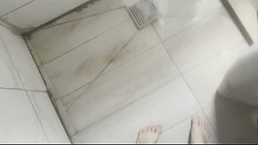 Aku Nemuin Mainan Kontol Di Rumah Ibu Tiri Arabku, Trus Kasi Dia Rasain Kontol Asli.