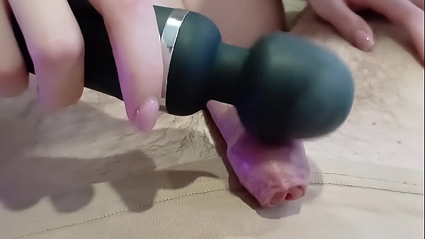 Kakak Tiri Ngeces Keluar Air Mani Pake Vibrator